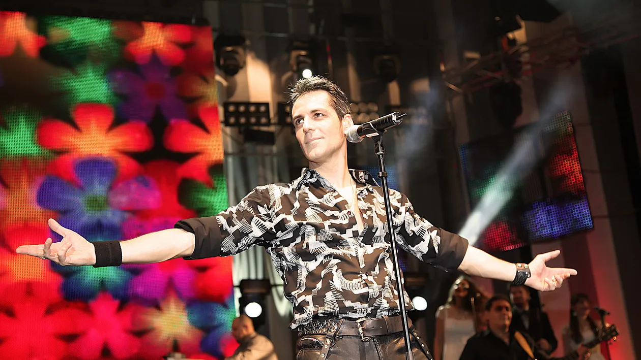 Stefan Banica, cadou in noaptea de Craciun! Artistul a pregatit un concert surpriza pentru fanii lui