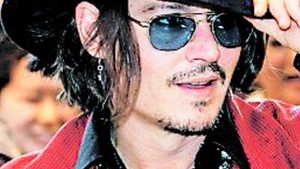 Johnny Depp joaca in serialul "Family Guy"! Va intra din nou in pielea personajului Edward Maini-de-foarfece