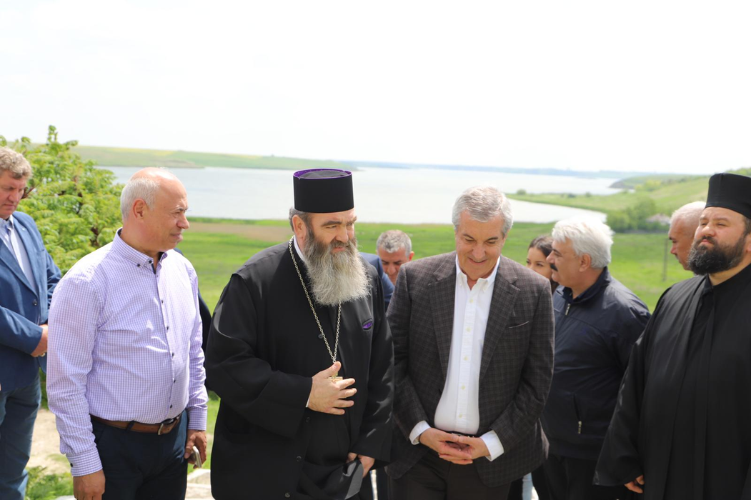 Călin Popescu Tăriceanu: ””Cine-şi uită strămoşii e ca un râu fără izvor sau ca un arbore fără rădăcini”