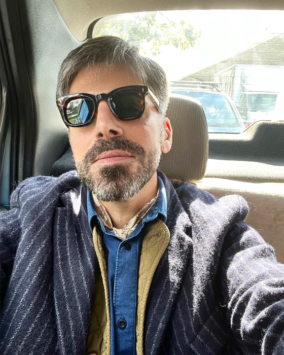 Maurice Munteanu: "În România nu există nici măcar un singur restaurant, nu există nici măcar un singur club, nu există nici măcar un singur loc nu superb, civilizat, care să poată da tonul sau să te poată inspira într-un tip de achiziție!"