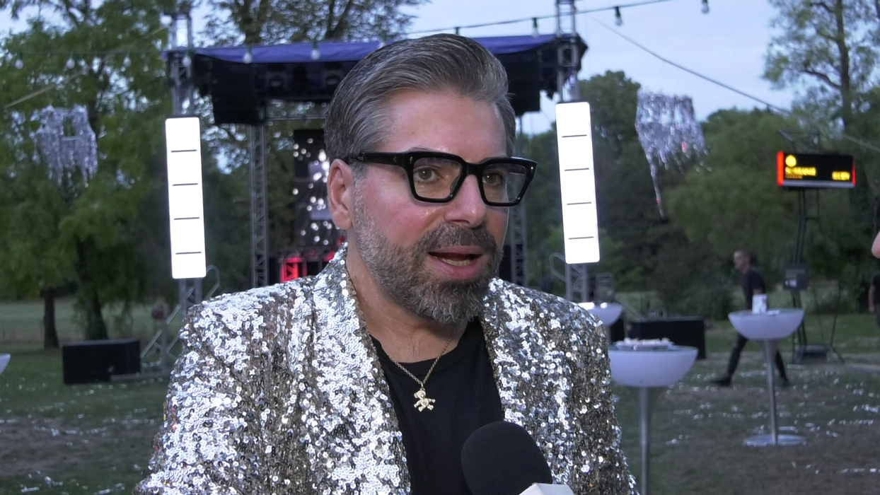 Maurice Munteanu: "Cumpărați ceea ce vă vine bine, ceea ce vă place și mai mult de atât, cel mai important, ce vă reprezintă!"