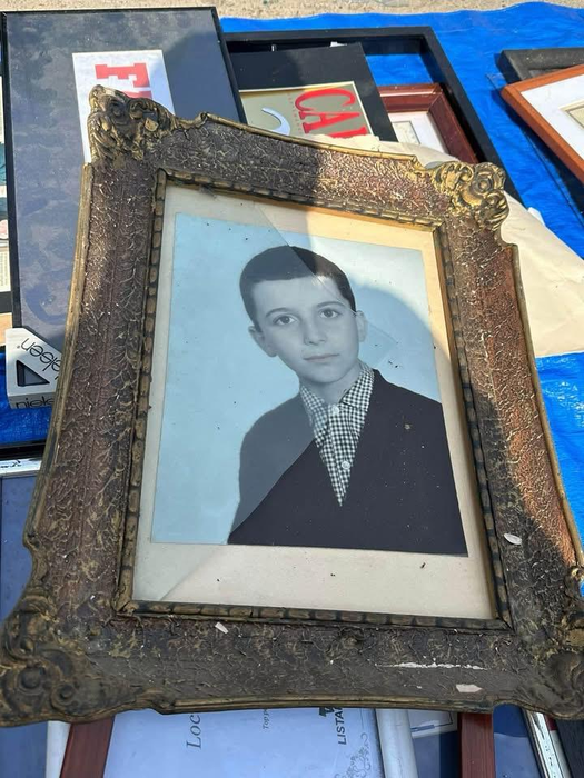 Lucrurile de suflet ale lui Silviu Prigoană, în târgul de vechituri din Vitan: ”Le-a lăsat bani pentru 3 generații și nu s-a găsit o magazie unde să le pună”
