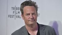 Viața lui Matthew Perry, dezvăluită într-un nou documentar. Netflix va publica imagini nemaivăzute cu starul din „Friends”