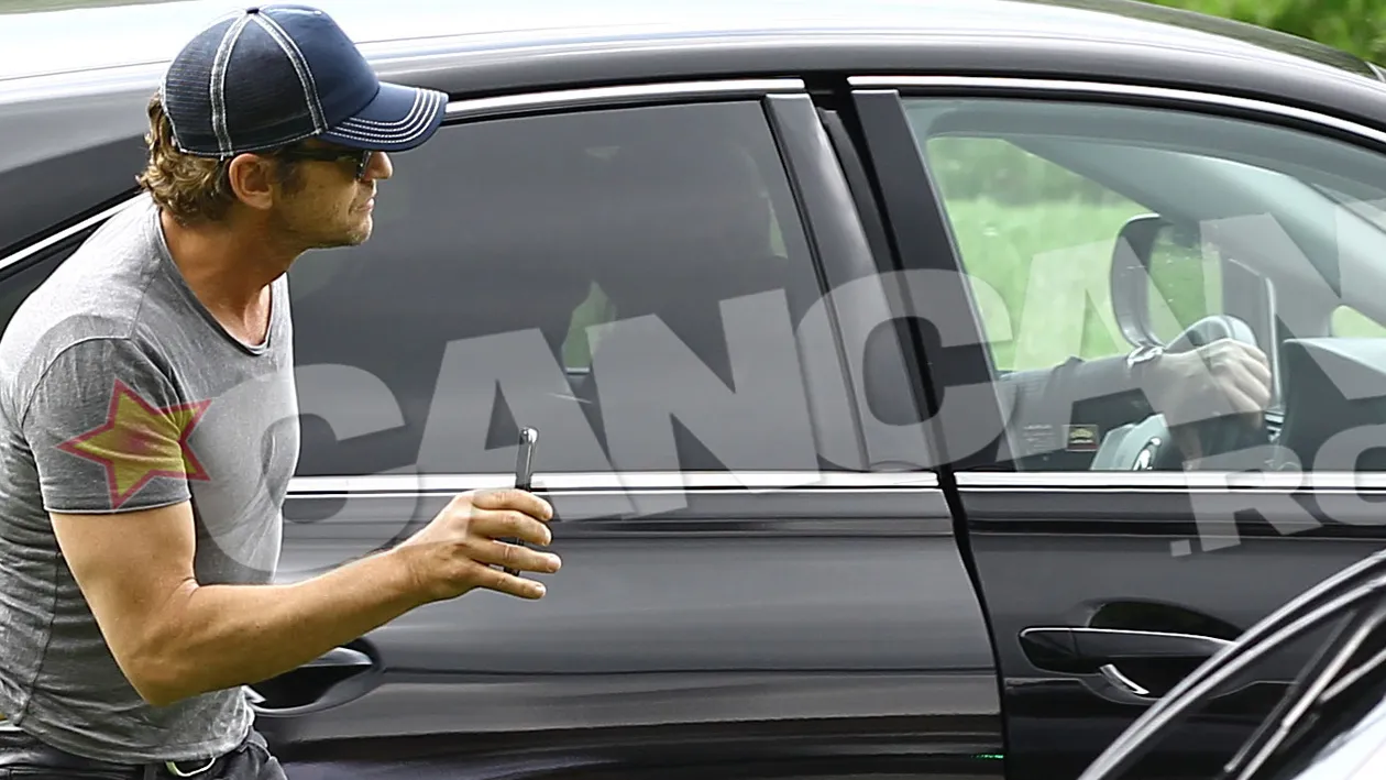 Ar trebui sa isi schimbe meseria. Gerard Butler a filmat non stop in Romania, de la pilotul elicopterului, pana la paparazii