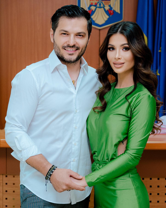 Liviu Vârciu și Anda Călin, replici „acide” după ce au rămas cu mașina în câmp (Foto: Instagram)
