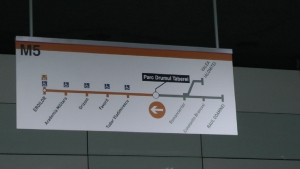 Nereguli la metroul din Drumul Taberei, care de-abia s-a deschis. Un jurnalist de 1,98 metri s-a fotografiat într-o stație, iar ce a urmat e de-a dreptul incredibil: „Jur că...”