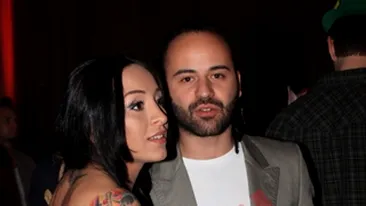 Matteo socializeaza cu toate tinerele