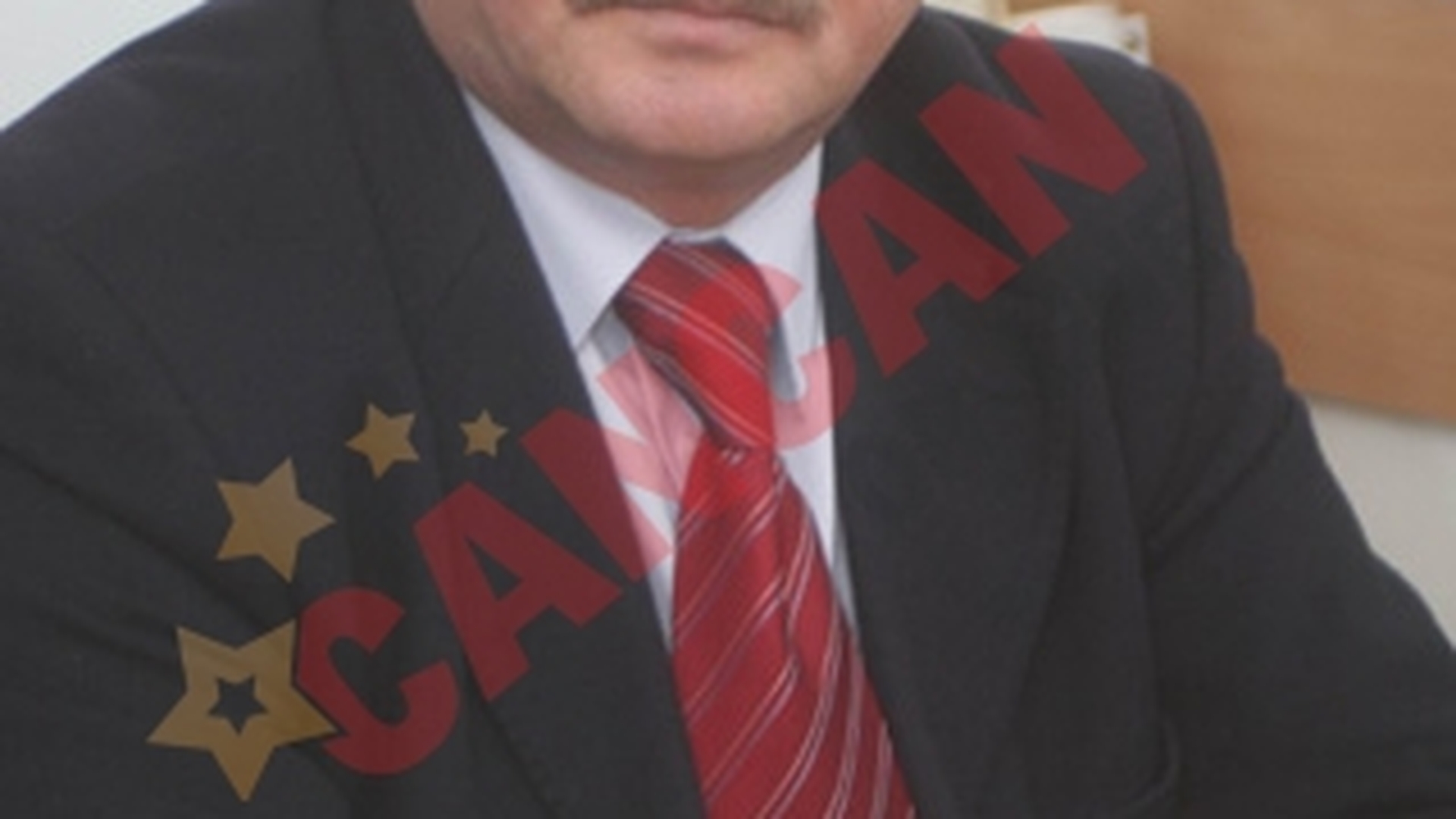 Mircea Basescu le majoreaza salariile angajatilor sai