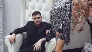 Bombă în showbiz! Betty Salam e însărcinată! Adolescenta îl face bunic pe tatăl manelist