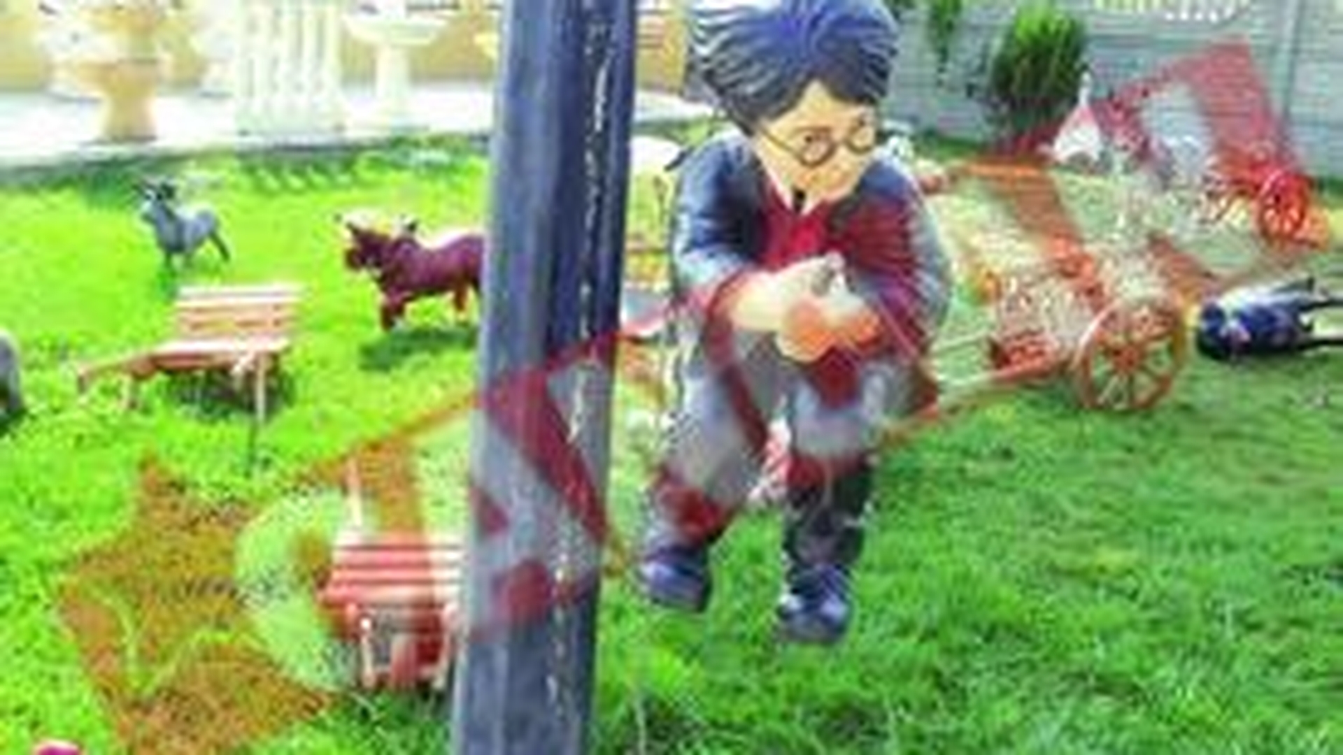 Iisus, Harry Potter si Shrek zambesc din gradinile romanilor