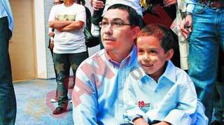 Daciana Sarbu: "O femeie este sufletul familiei si asta e cea mai importanta calitate a ei"