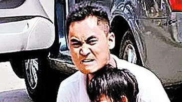 A vrut sa-i faca harachiri propriului copil