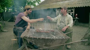 ”Celentano și Firicel” din Târgu-Jiu au sunat la 112 să anunțe că văd o casă în flăcări. Bărbații au fost amendați pentru apelul fals