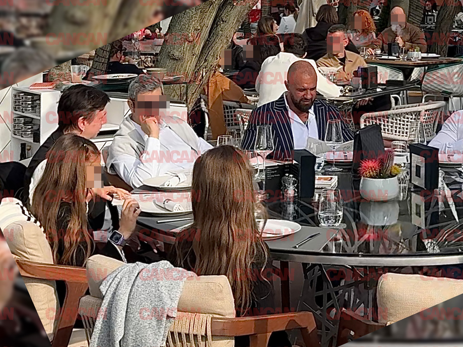 Alex Bodi și familia la restaurant