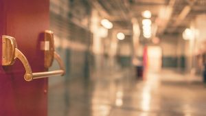 România, aproape de starea de dezastru. Spitalele, în prag de colaps. Două asistente medicale și un pompier au murit, în doar 24 de ore, de COVID-19
