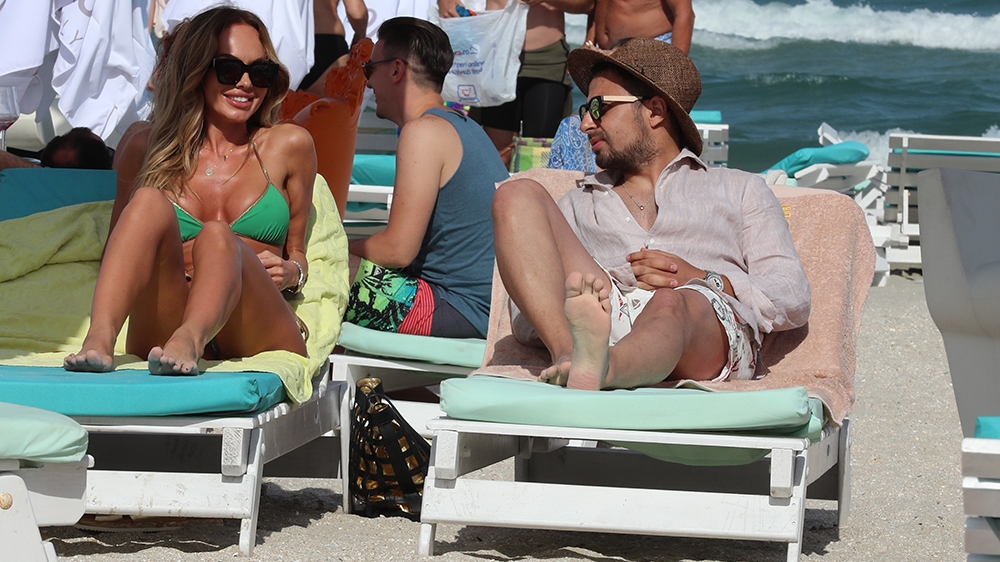 Alin Cocoș și Monica Orlanda își fac vacanța în Saint Tropez!