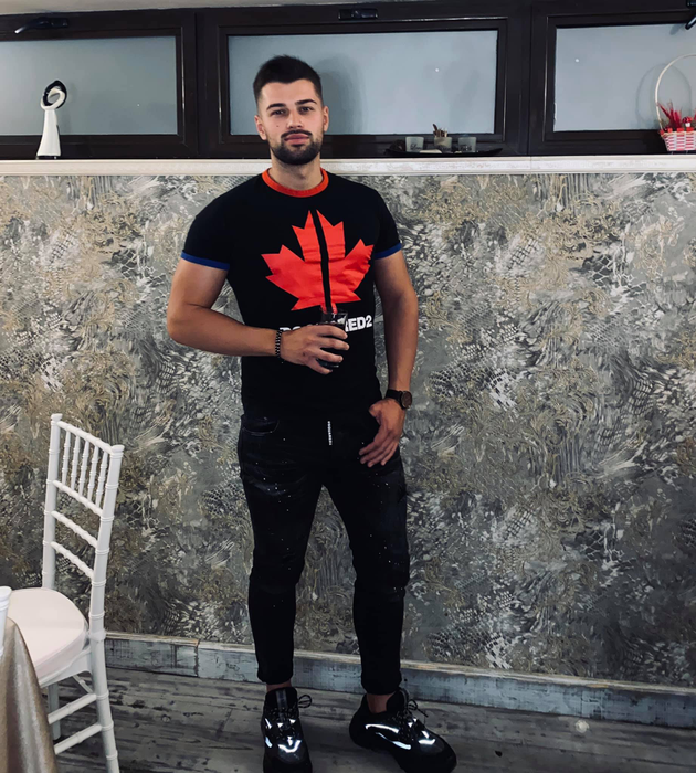 Cum arăta Teo de la Insula Iubirii în urmă cu 5 ani, când avea freză de Johnny Bravo