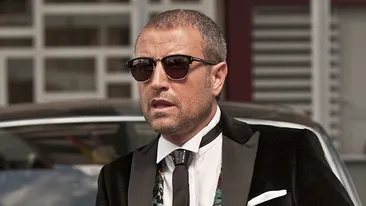 Catalin Botezatu, iritat de intrebarile jurnalistilor despre Anda Adam: De ce sa mai vorbim despre ea? Pe cine iubeste