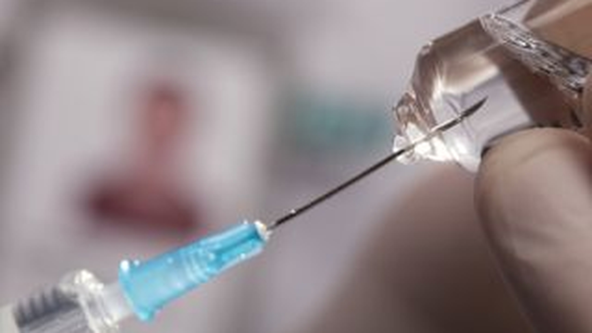 Seringa cu care i-a fost administrat medicamentul fatal lui Michael Jackson, scoasa la licitatie pentru 5 milioane de dolari