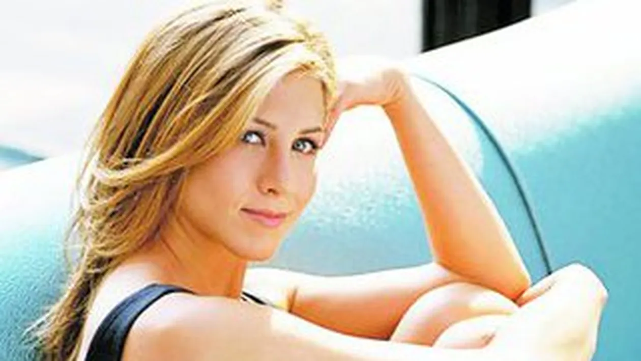 Cat o costa pe Jennifer Aniston sa fie frumoasa. Da 8.000 $ lunar pe creme