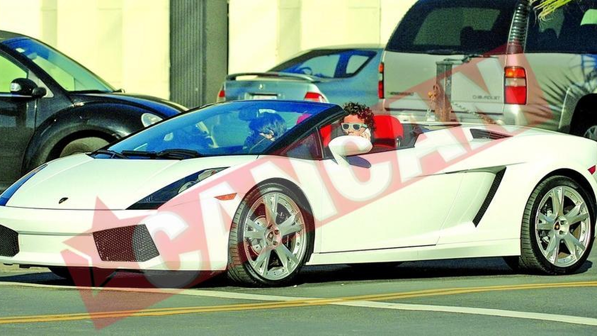 A cumparat un Lamborghini de 225.000 de dolari