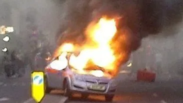 Un comisariat de politie din Nottingham a fost incendiat! Violentele continua