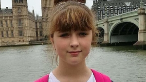 O elevă de 14 ani a fost ucisă și apoi violată de către un tânăr care a agățat-o pe Facebook