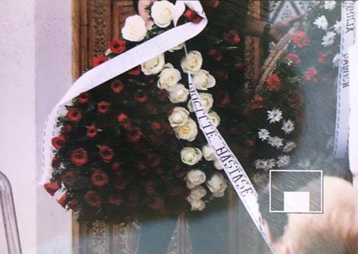 Sicriul cu trupul Ionelei Prodan a fost depus la Capela Cimitirului Bellu. Ana, transfigurată de durere