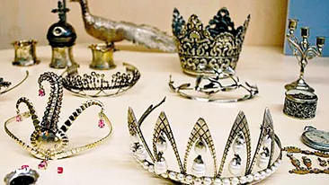 Au furat bijuterii de 300 de milioane de euro