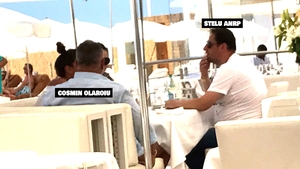 Antrenorul şi milionarul de la ANRP s-au întovărăşit frumos! IMAGINI FABULOASE. Olăroiu şi Stelu pregătesc cea mai mare lovitură imobiliară la ”Les Palmiers”, pe plaja din St. Tropez!