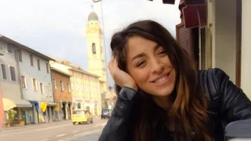 Adio lotiuni scumpe si creme costisitoare! Vezi cum se demachiaza Ruby! S-ar putea sa nu fie chiar pe gustul tau!