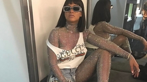 RIHANNA a pierdut lupta cu kilogramele! Vedeta s-a dezbrăcat la plajă, iar toată lumea a rămas cu gura căscată