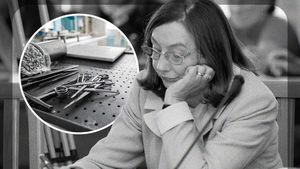 Rodica Stănoiu, înmormântată fără autopsie! Era lovită și subnutrită, dar nimeni nu știe cauza exactă a morții