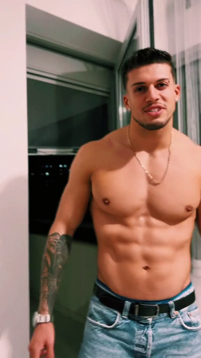 Cine este ispita Alberto Grecu de la Insula Iubirii 2026. Sursa foto: TikTok