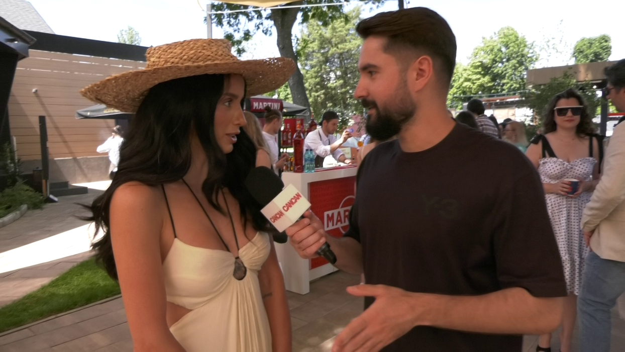 Sexy-influencerița Ioana Grama e revoltată, iar iubitul… tremură. I-a dat ultimatum: ”Unde-s bărbații?!”