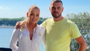Maria Constantin și iubitul ei, Robert Stoica, au plecat în Italia, după ce au amânat nunta. “E foarte important!” Care este motivul