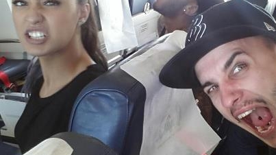 Apropiere suspecta intre Antonia si Alex Velea. Artistul a insotit-o la un concert, la Arad, desi nu fusese invitat sa cante!