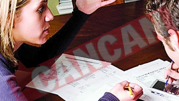 Romanii vor divorta pe capete din cauza crizei