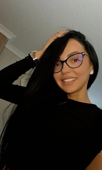 Am aflat detalii șocante din viața escortei care a fost ucisă de un criminal în serie! Denisa avea o viață dublă!