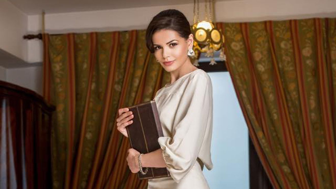 Monica Gabor are grijă de fetiţa "surorii" ei. "Îi cumpără rochiţe şi îmbrăcăminte din America!"