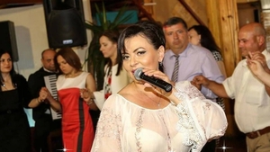 Maria Ghinea a trăit o traumă de nedescris. Artista a fost împuşcată în cap de soţ