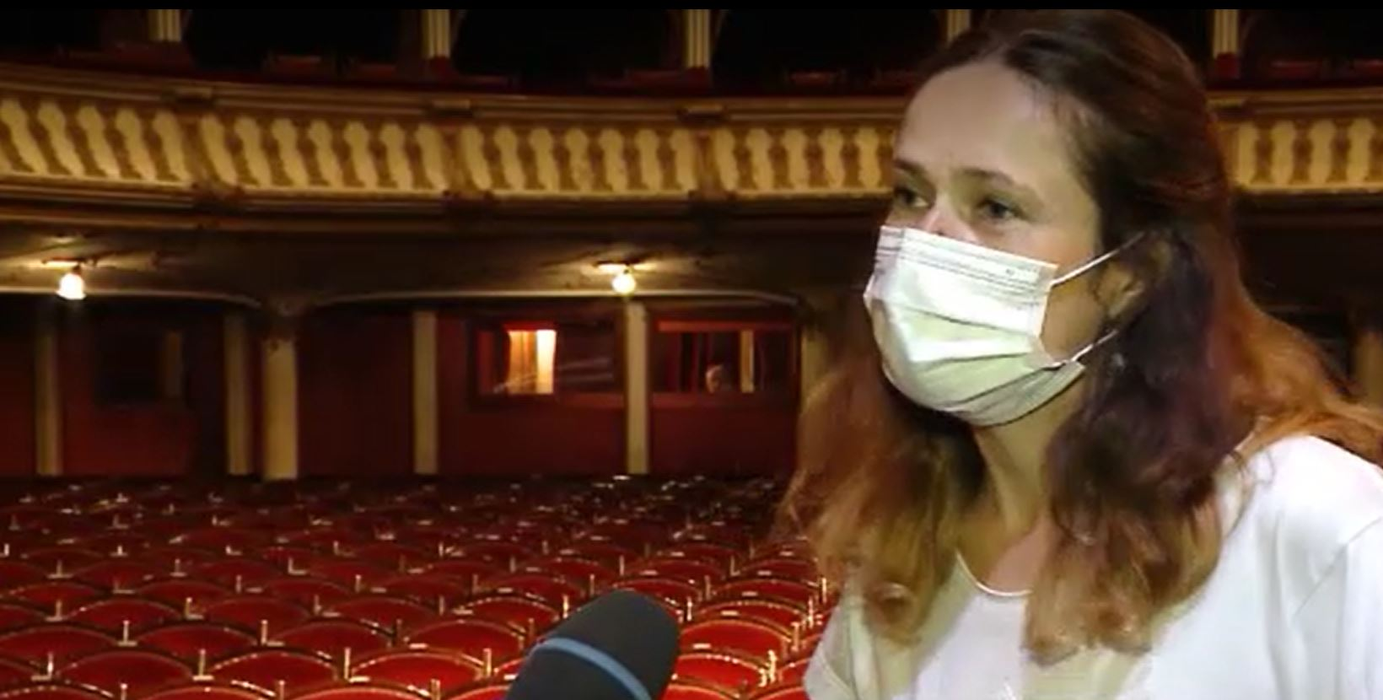 E oficial! Teatrele din România își redeschid porțile după pauza “impusă” de COVID-19. Ce reguli trebuie să respecte și actorii, și spectatorii