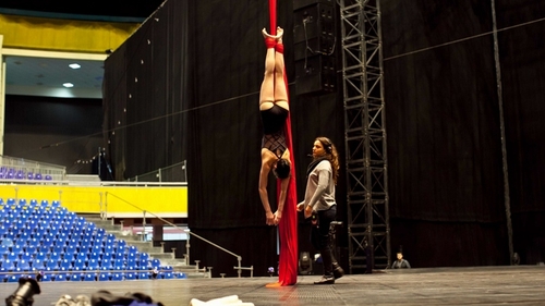 FOTO Antrenamente la o inaltime de iti taie rasuflarea! Cirque du Soleil este gata de premiera din Bucuresti!