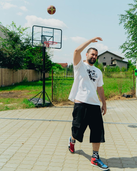 Nu a „iertat” nimic! Cu ce femei celebre a fost cuplat Smiley. Starul de la Pro TV a avut iubite numai una și una