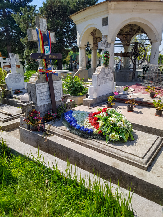 Mormântul Stelei Popescu, în ajunul Învierii