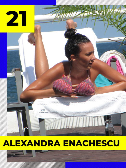 Parada bombelor sexy fără sutien. Divele din România și-au dezgolit nurii pentru bronzul perfect, sub privirile pofticioase ale bărbaților de pe plajă!