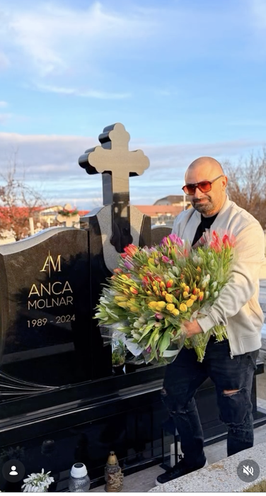 Gestul făcut de Claudiu Molnar la mormântul soției, chiar de Ziua Îndrăgostiților. Ți se rupe sufletul!