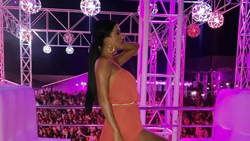 Daniela Crudu a luat proportii! Cum a aparut vedeta la botezul fiicei lui Pepe: Am uitat de...