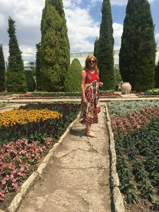 Cornelia Patrichi a părăsit România