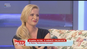 La trei luni de când a născut, soţia lui Mihai Petre vrea să rămână din nou însărcinată: "Vreau trei copii"